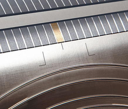 Magnetzylinder Positionierhilfe Detailansicht Die mittige Markierung dient als Positionierhilfe